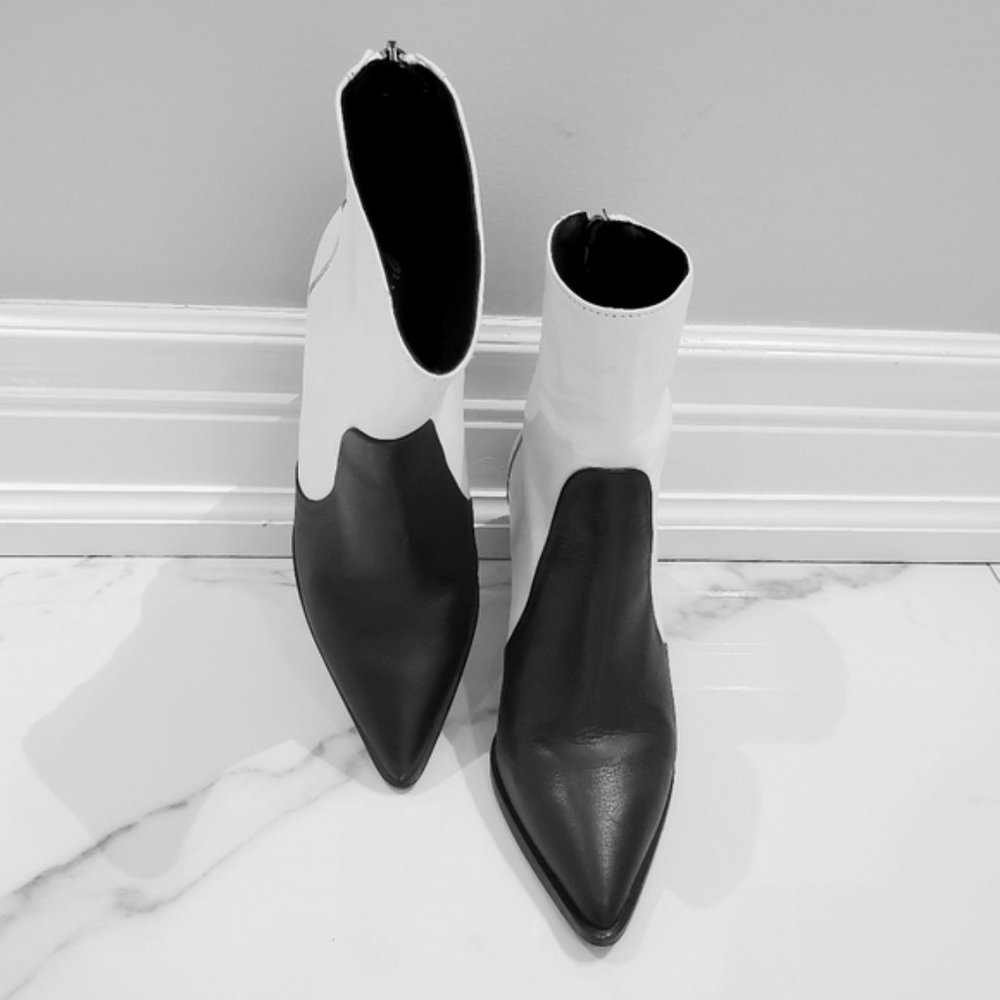 L'INTERVALLE Limited Edition Colour Block Leather Western Cowboy Ankle Boots - Picture 5 of 16